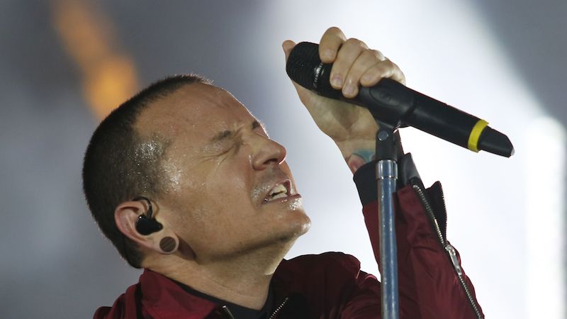 Linkin Park hovoří o návratu. Kdo nahradí zesnulého Benningtona?